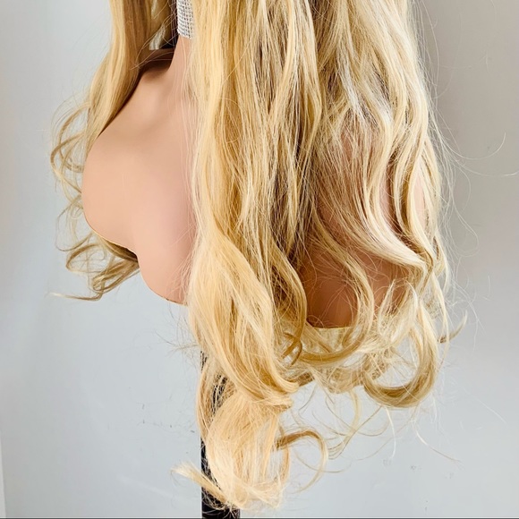 26” Ombre Honey Blonde 13x2.5 Lace Front Synthetic Wig - Picture 6 of 16